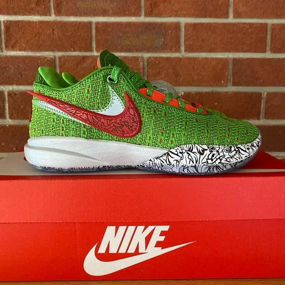 Nike Lebron 20 Stocking Stuffer Size 7 Womens Grinch Green Red New Sneakers Shoe - Picture 1 of 12